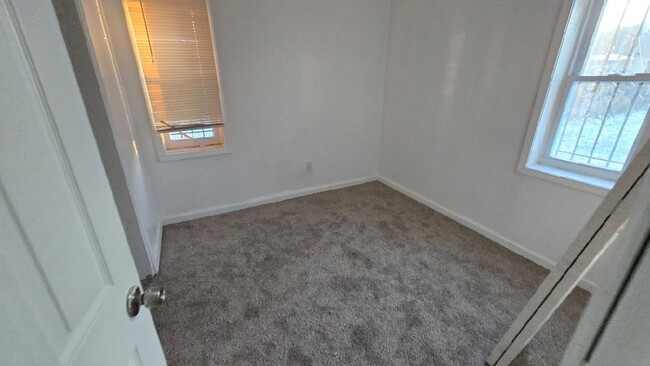 Foto del edificio - Cozy 2 Bedroom, 1 bath, Close to Neighborh...