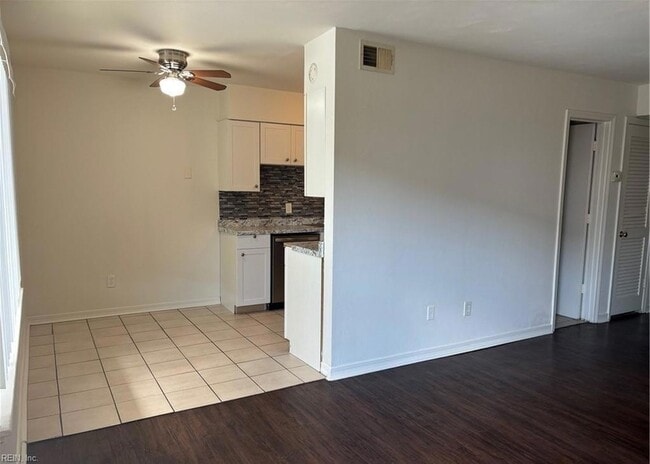 Foto del edificio - 815 Sandy Ct
