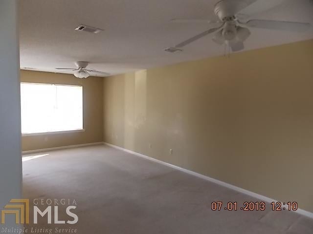 Building Photo - 3 Doeberly Ct