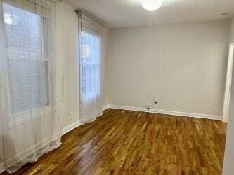 Building Photo - 2233 W Shakespeare Ave