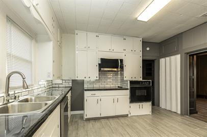 Foto del edificio - "Charming 3-Bedroom Home in LaCoste, TX – Cozy 1216 Sq Ft with Full Bath!"