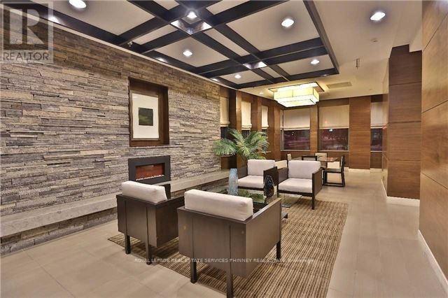 Building Photo - 1 Hurontario St