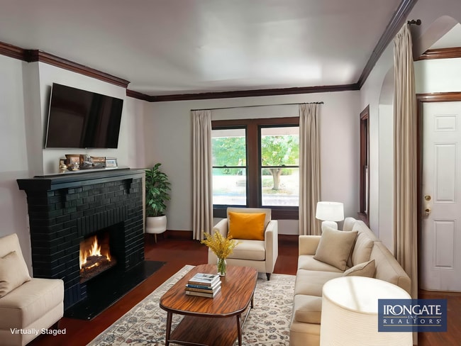 Photo - 1105-1107 Grafton Ave Apartment