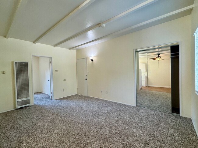 Foto del edificio - 4284 Third Ave