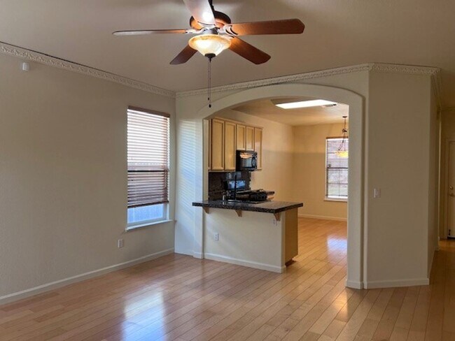 Foto del edificio - Stonelake home located on cul-de-sac