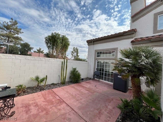 Building Photo - 380 Seine Way