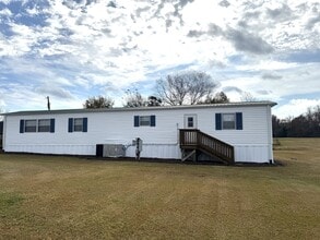 Building Photo - 171 Johnny Parker Rd