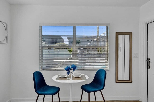 Foto del edificio - 335 Desoto St