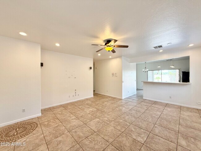 Building Photo - 21362 E Puesta Del Sol
