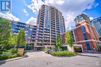 Building Photo - 18-718 Uptown Dr