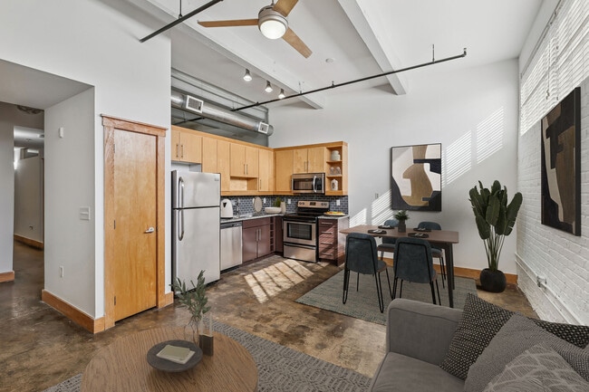 Building Photo - Star Lofts