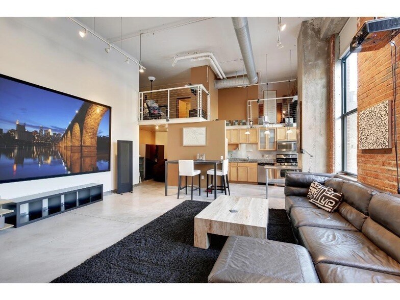 Primary Photo - 250 Park Ave