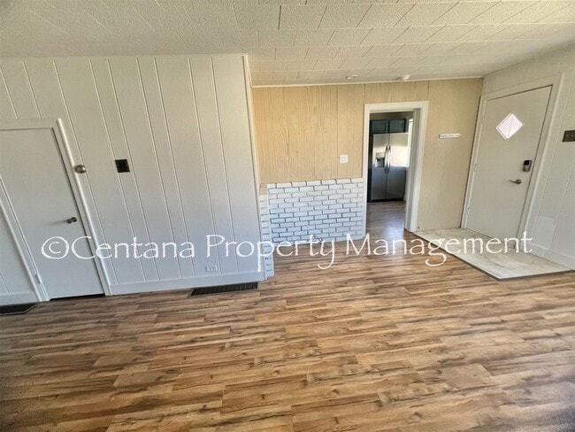 Building Photo - Remodeled 2 bedroom house on the flats with a garage, fenced yard, storage, and so much more!