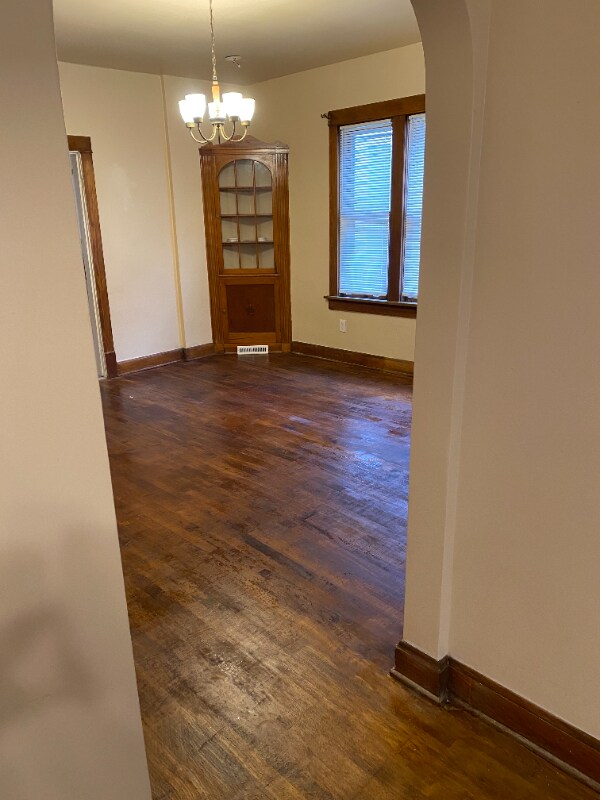 Building Photo - 2248 S 5th Pl