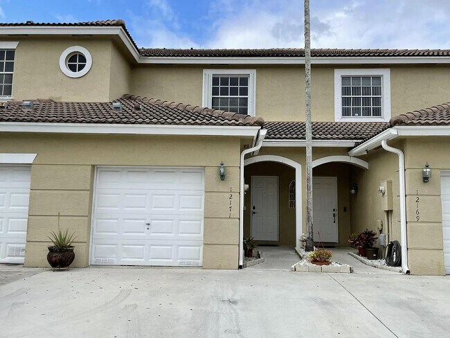 Foto del edificio - 12171 SW 4th St