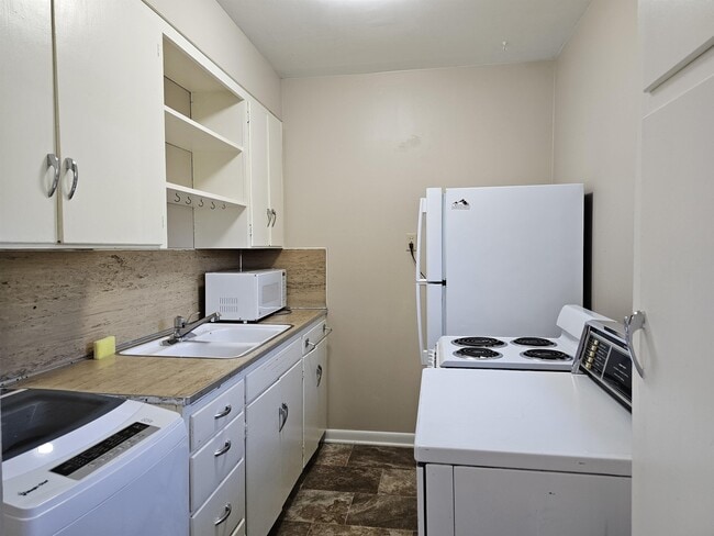 Foto del edificio - 282 S Glenwood St