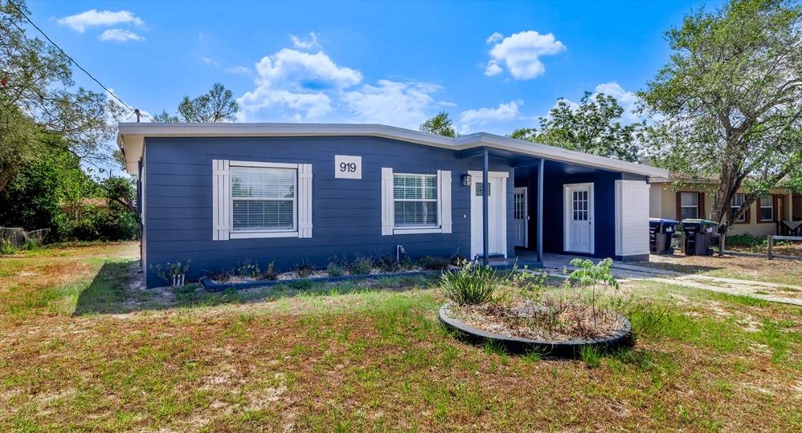 Foto principal - 919 N Hastings St