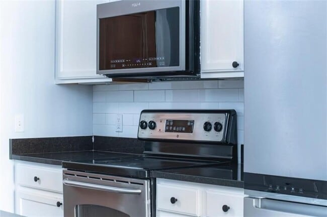 Foto del edificio - 3040 Peachtree Rd