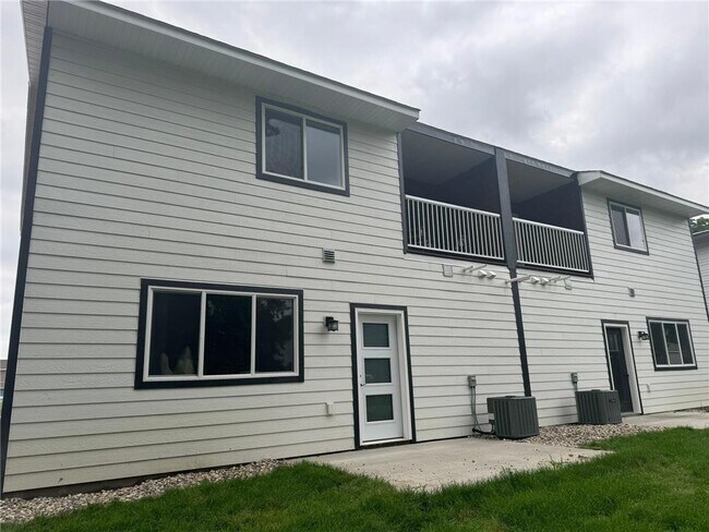 Foto del edificio - 141 Renet Path