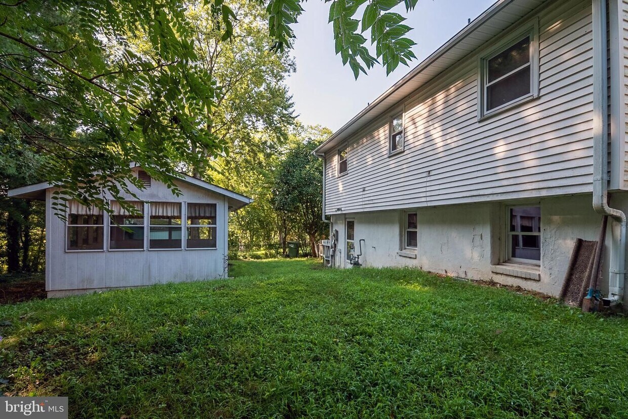 Primary Photo - 3200 Bayfield Dr