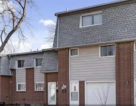Building Photo - 2663 Vine Ct