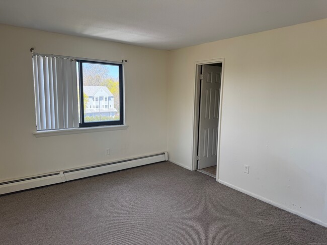 Building Photo - 153 Bull Hill Ln