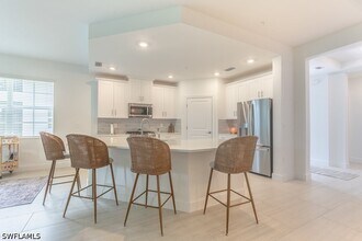 Building Photo - 16903 Fairgrove Way