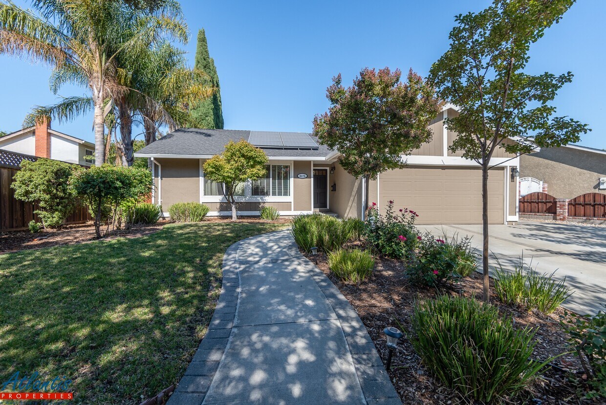 Foto principal - 6173 Lean Ave
