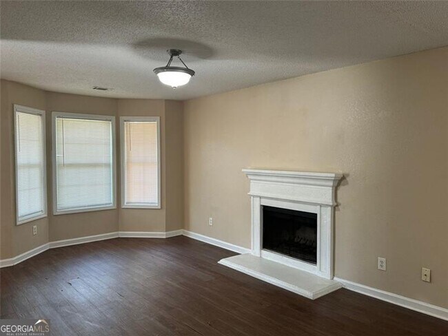 Foto del edificio - 3795 Cypress Pointe Dr