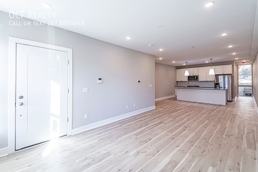 Foto principal - 713 S 51st St
