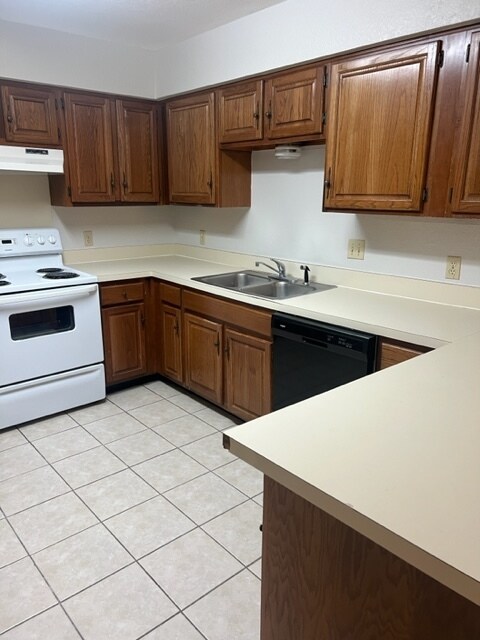 Building Photo - 1105 Fairhaven Dr