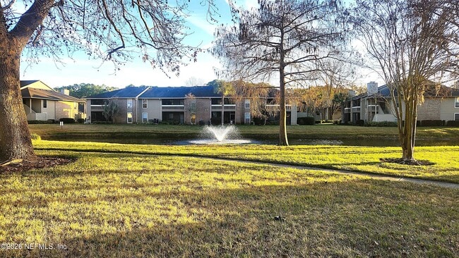 Building Photo - 10200 Belle Rive Blvd