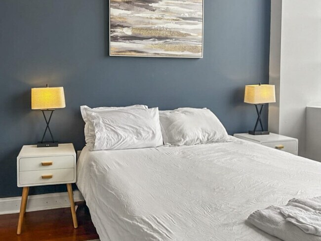 Building Photo - 1401 N 5th St