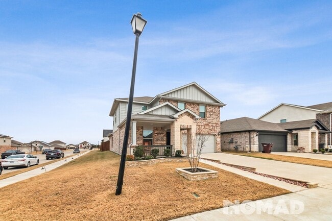 Building Photo - 4 Bedroom Single Family Home in Royse City