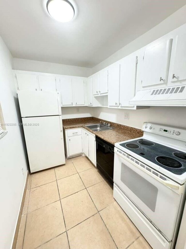 Building Photo - 961 NW 45th St