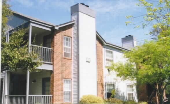 Primary Photo - Duval Crossing Apartments