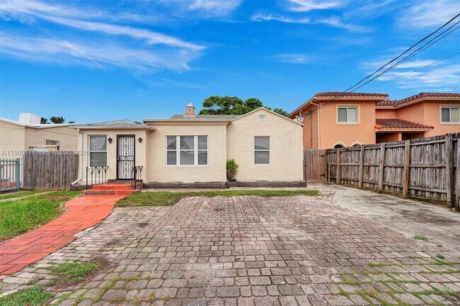 Foto del edificio - 2811 SW 3rd St