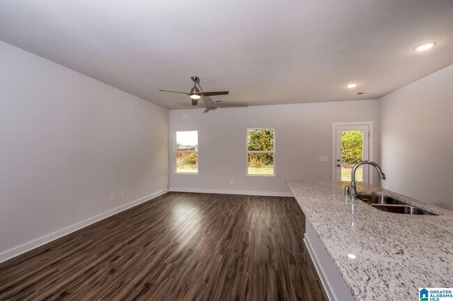 Building Photo - 5406 Cedar Creek Dr