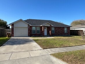 Building Photo - 5613 Arboleda Ln