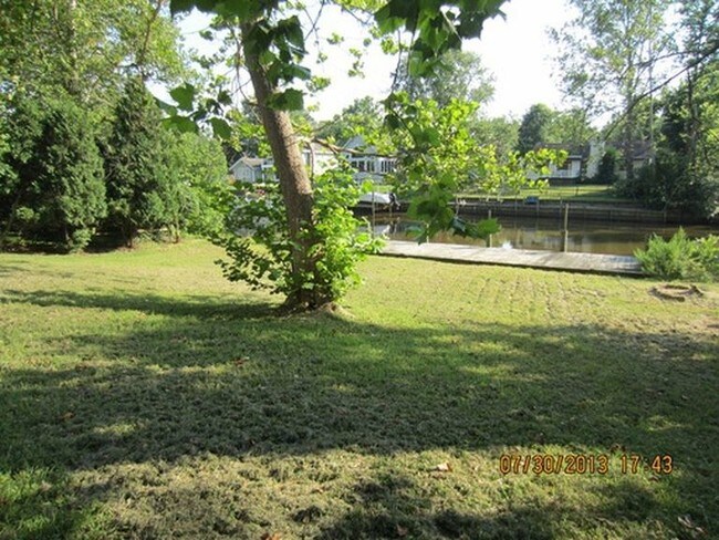 Building Photo - Waterfront Home in Aquia Harbor