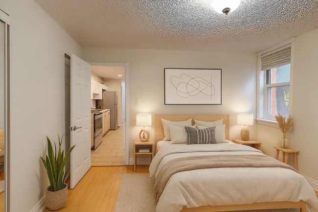 Building Photo - 47 & 49 Somerset