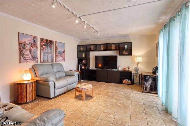 Foto del edificio - 1724 Park Meadows Dr