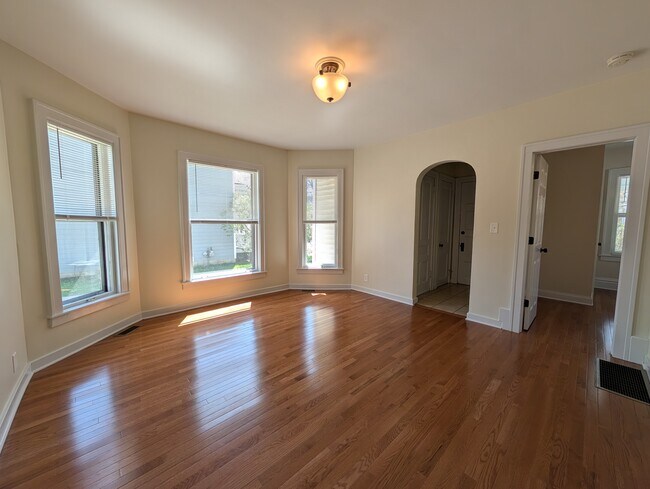 Foto del edificio - 330 Henry Ave SE