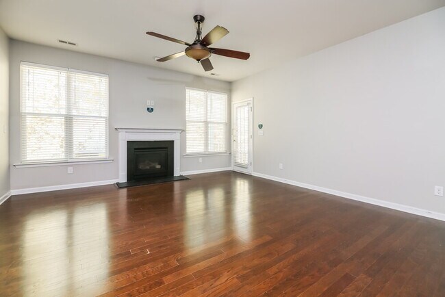 Building Photo - 70 Ashby Dr