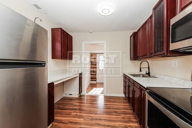 Foto del edificio - 1704 Willamet Rd