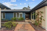 Foto principal - 421 Hickory Ridge Dr