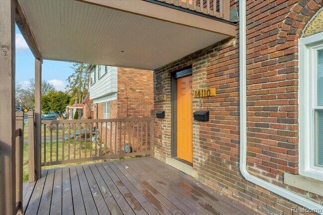 Building Photo - 14112 Mettetal St