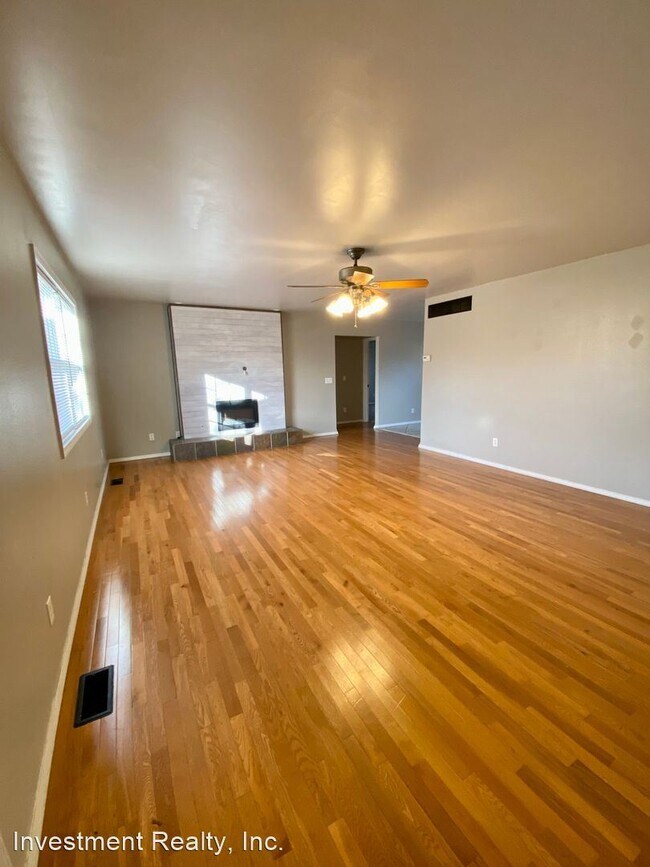 Building Photo - 3 br, 2 bath House - 21104 Larson Rd