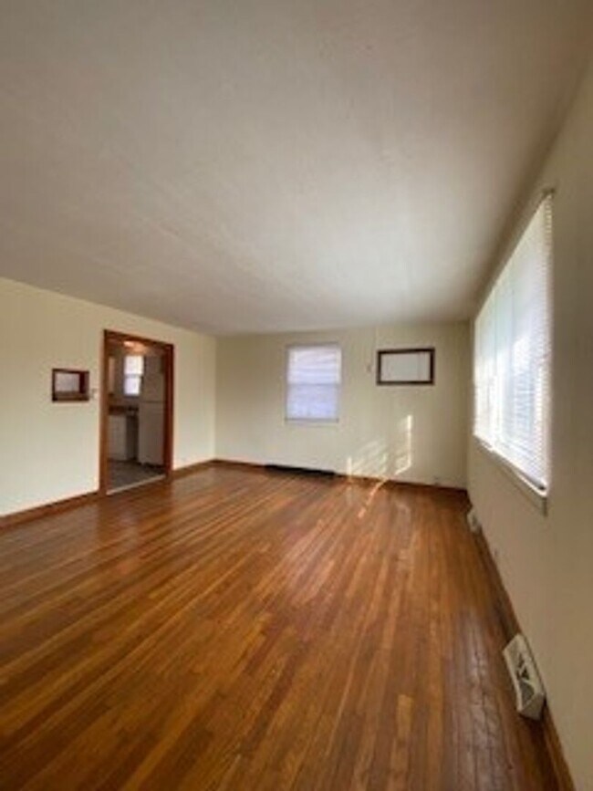Foto del edificio - 2 Bedroom Home in South Bend!