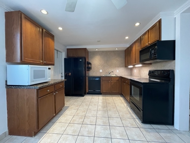 Primary Photo - 6417 2nd Terrace